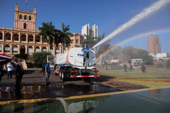 5 camiones hidrantes tienen capacidad de 100.000 litros para incendios